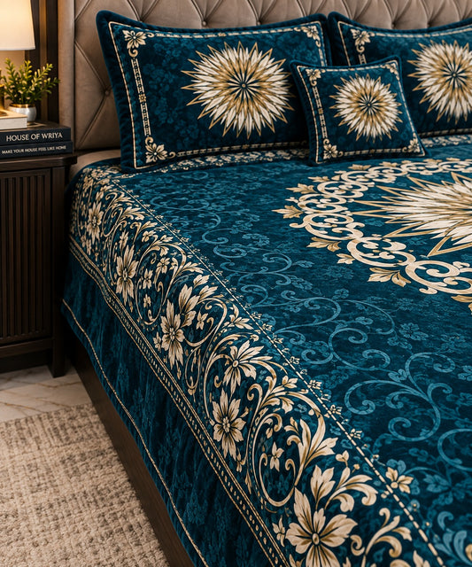 Royal Teal Golden MedallionPremium Jacquard Velvet 4-Piece King Size Bedding Set